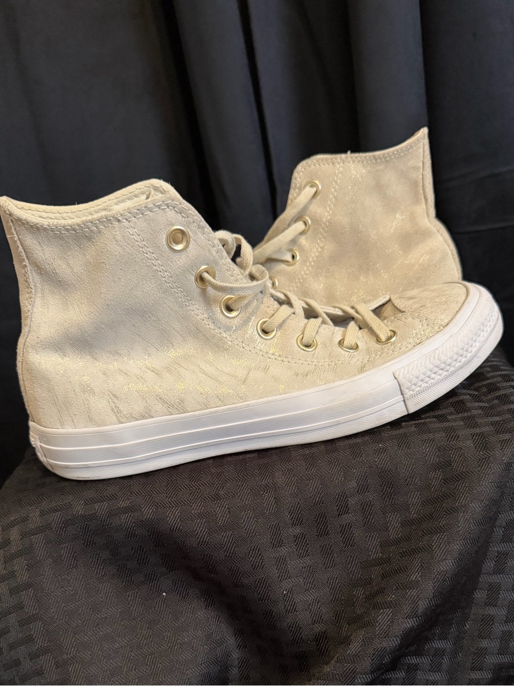 Converse Chuck Taylor All Star Hi Women's 7 Shoes Buff-Buff-White